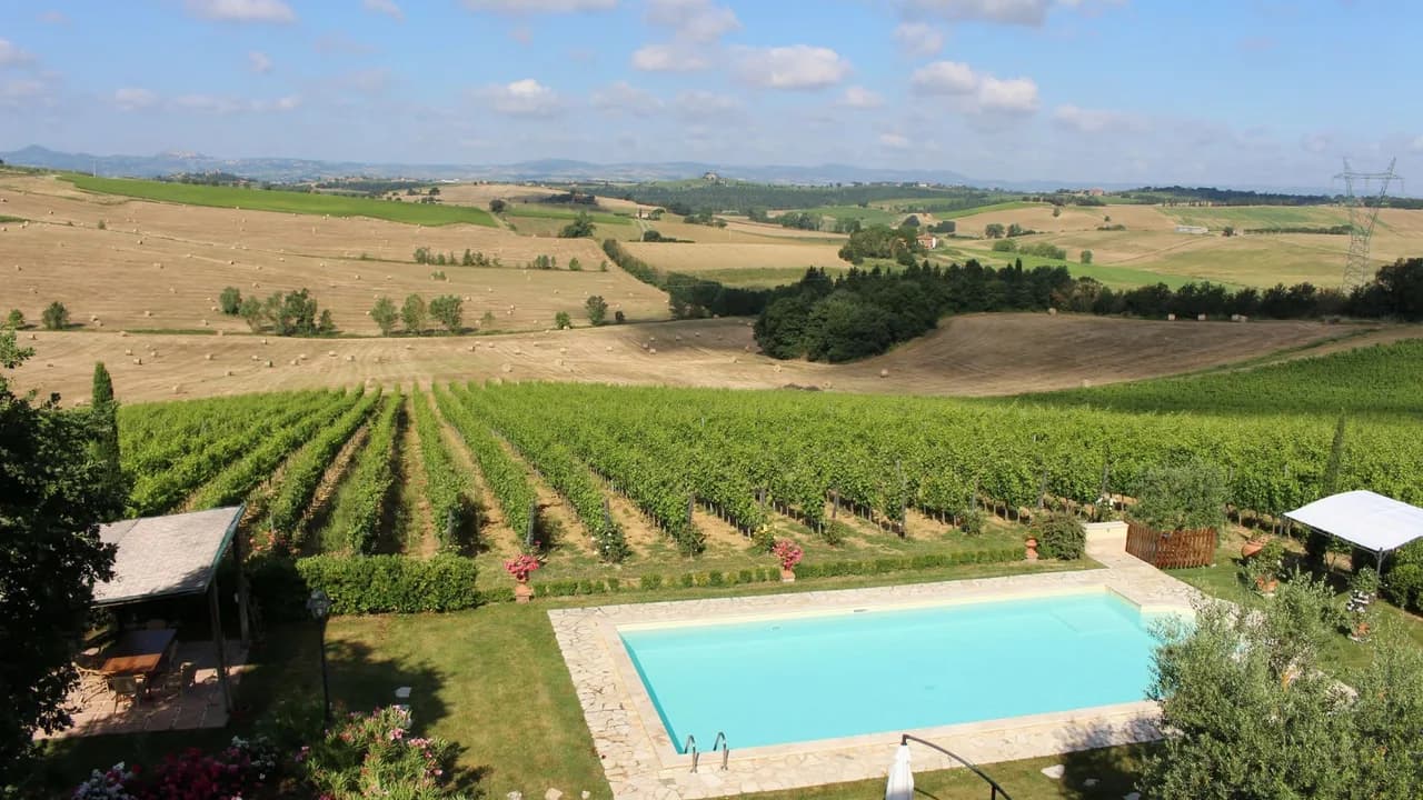 Exklusive Villa mit Blick auf sanfte Hügel, Foto 4
