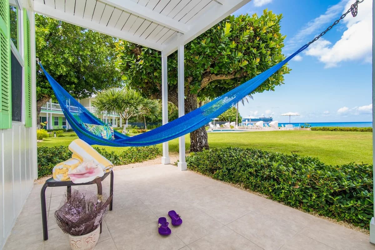 Cocoplum #3 – 2BR Oceanfront Condo on Seven Mile Beach photo 3