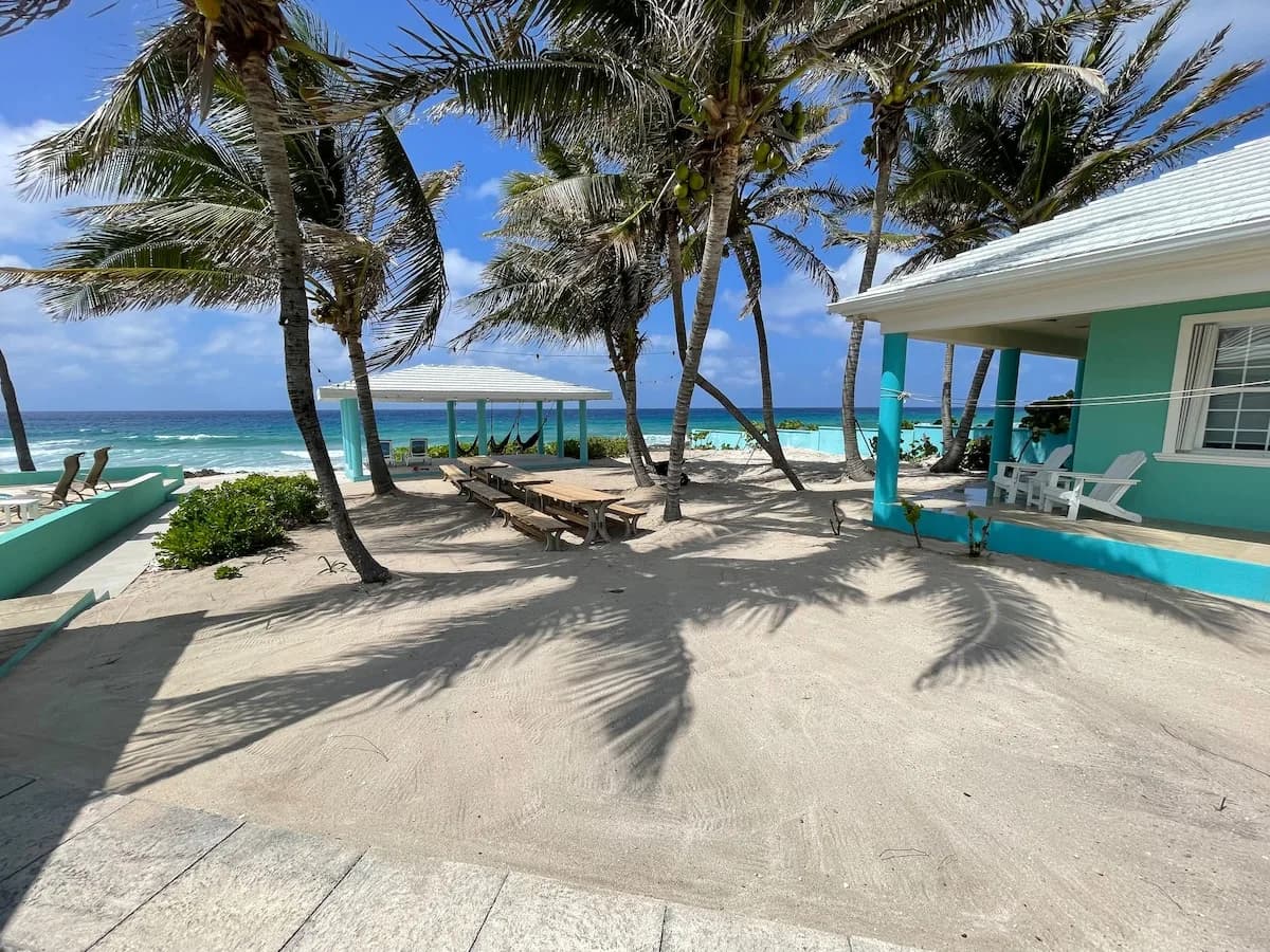 Oceanfront Five Bedroom Villa in Grand Cayman photo 3