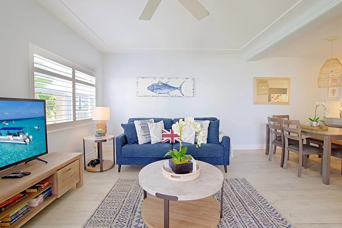 Ocean View Drei-Zimmer-Wohnung in Cayman, Foto 3