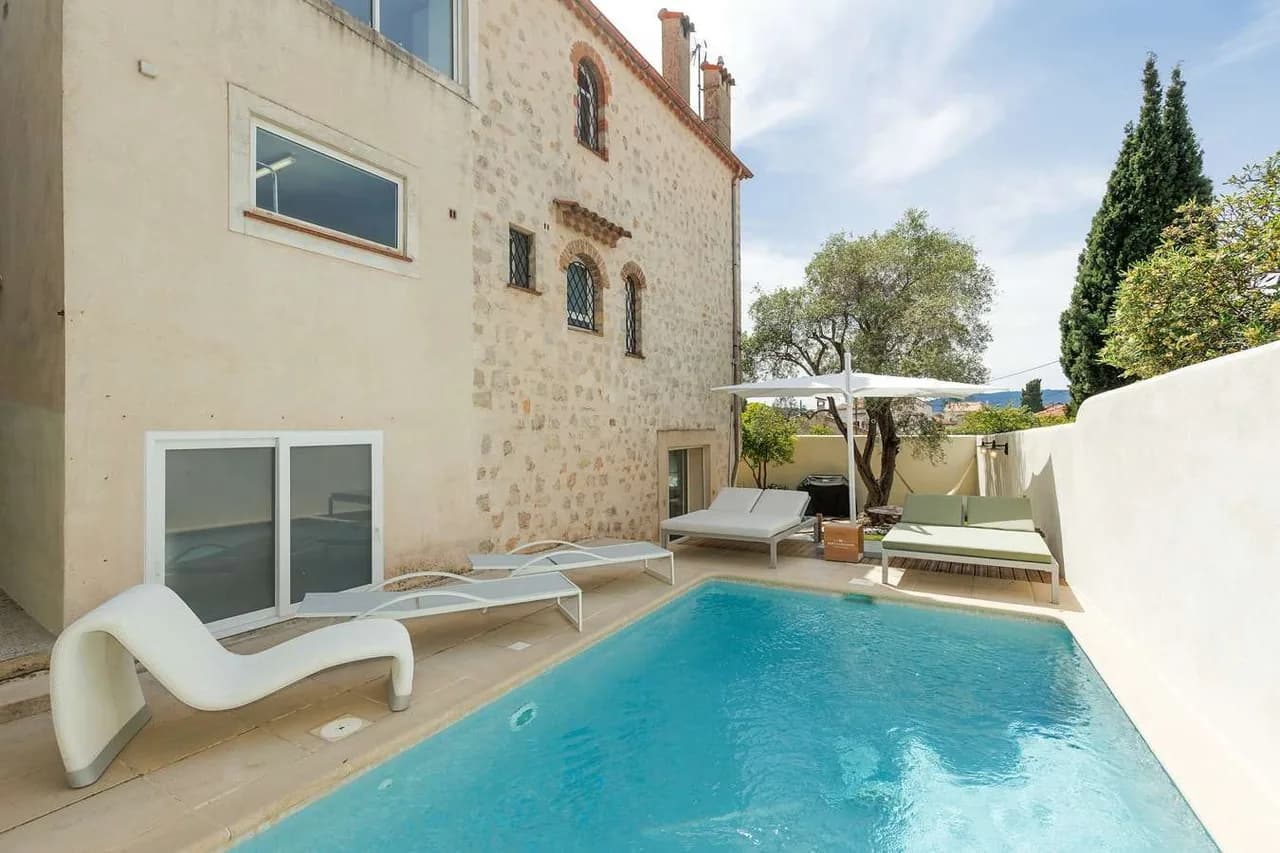 Un sanctuaire moderne à Cannes