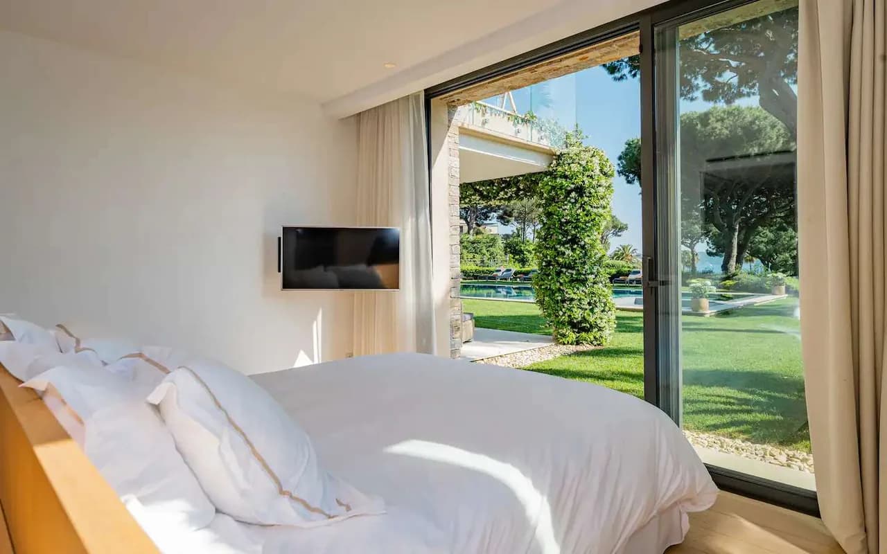 Mediterraner Rückzugsort mit großem Pool, Foto 3