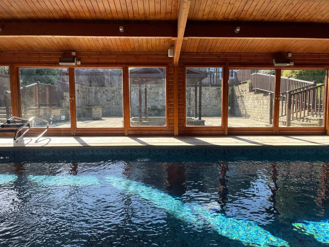 Luxury Retreat with Pool and Hot Tub in Derbyshire photo 3