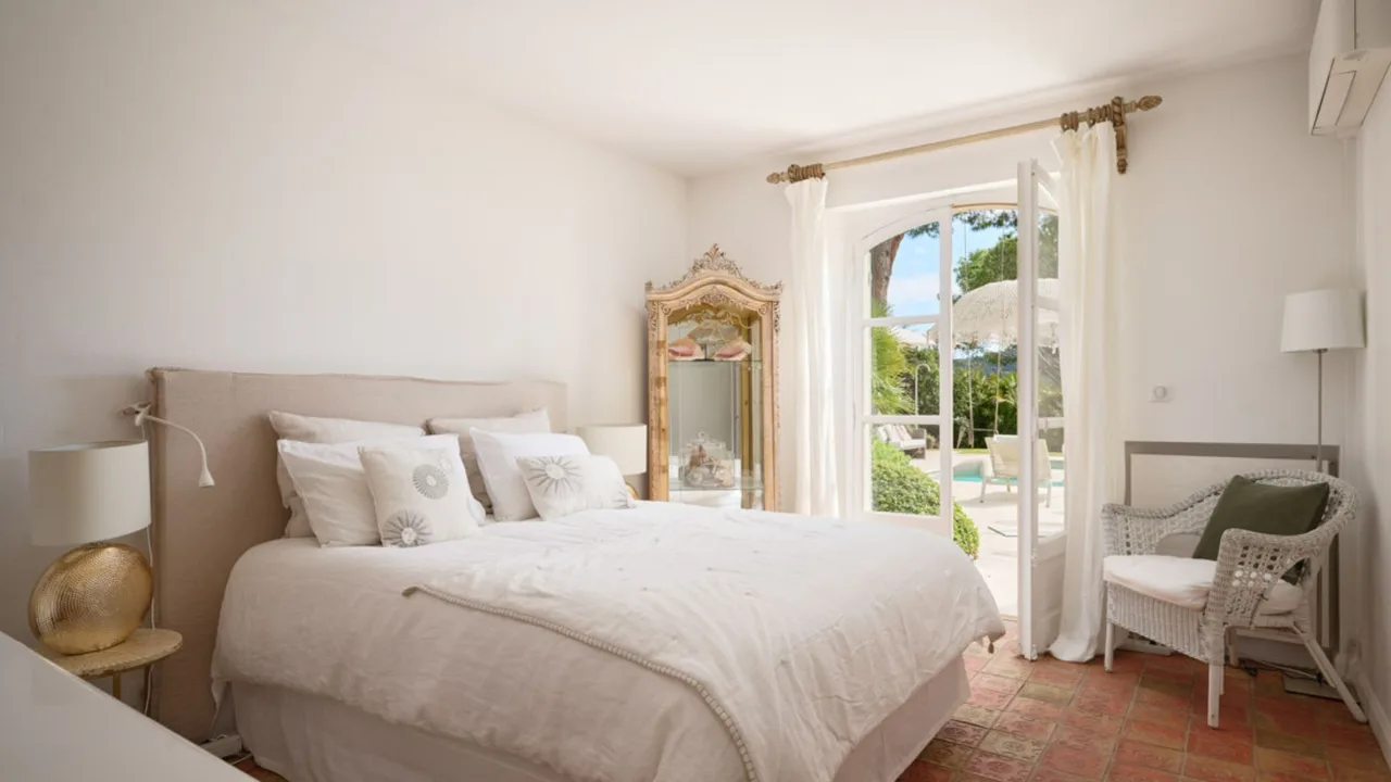 Hermosa villa con vistas a las montañas de Esterel, foto 3