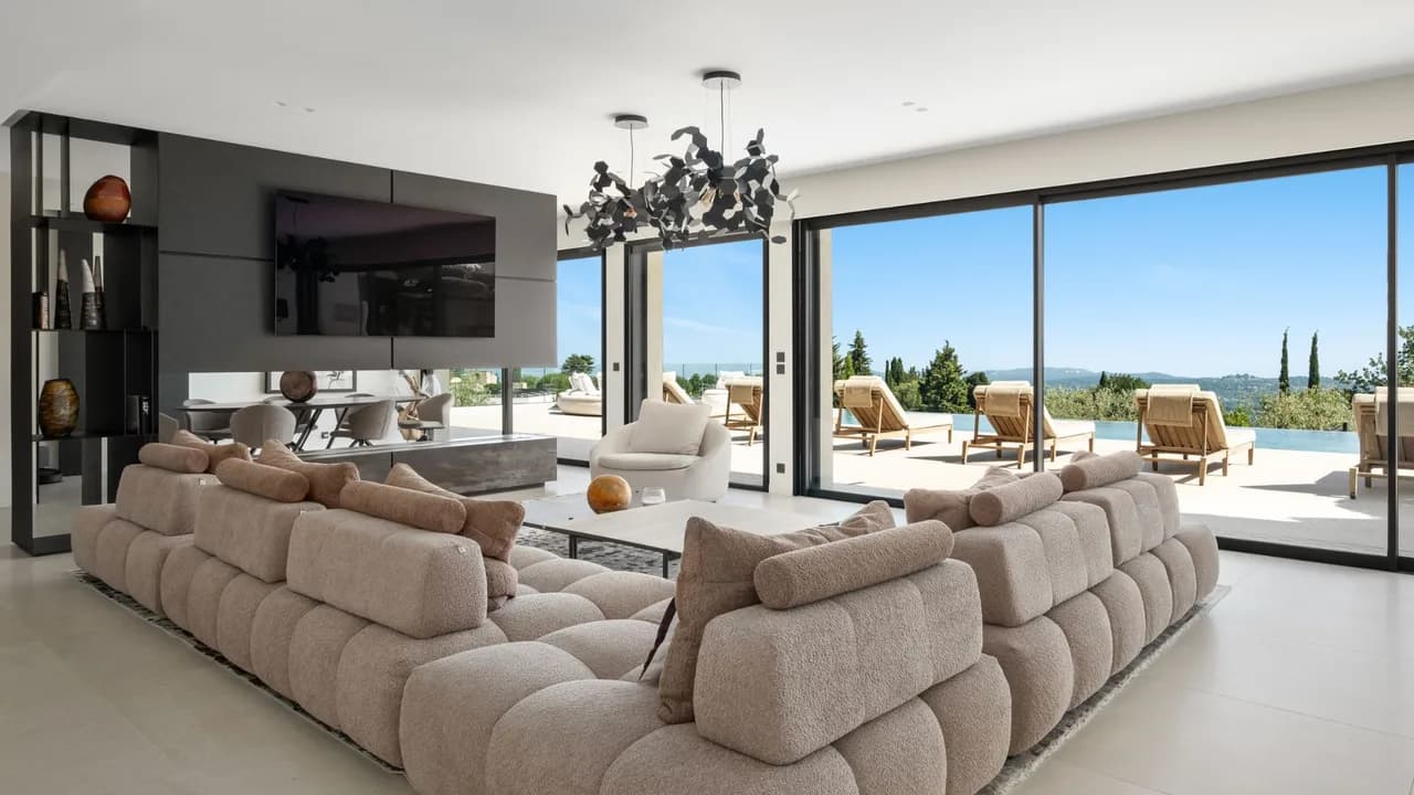 Modern Villa Near Cannes Coast, Foto 2