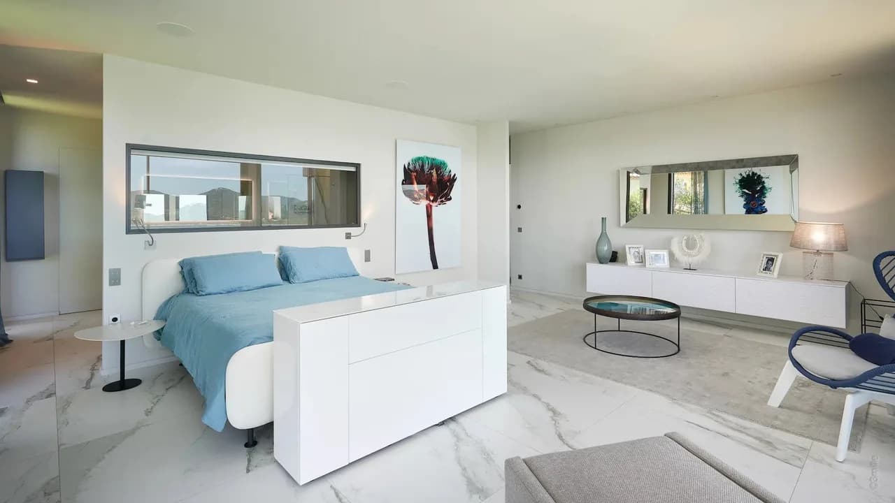 Malersicher Luxus über Saint-Tropez, Foto 3