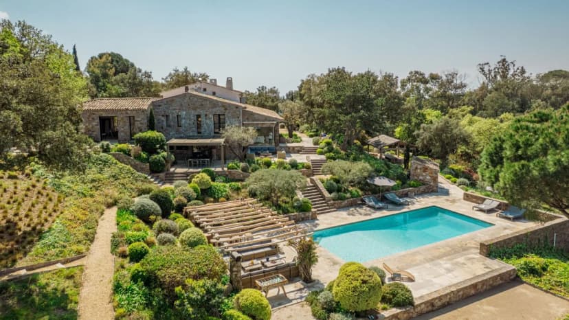 Chic Countryside Escape Near Saint-tropez