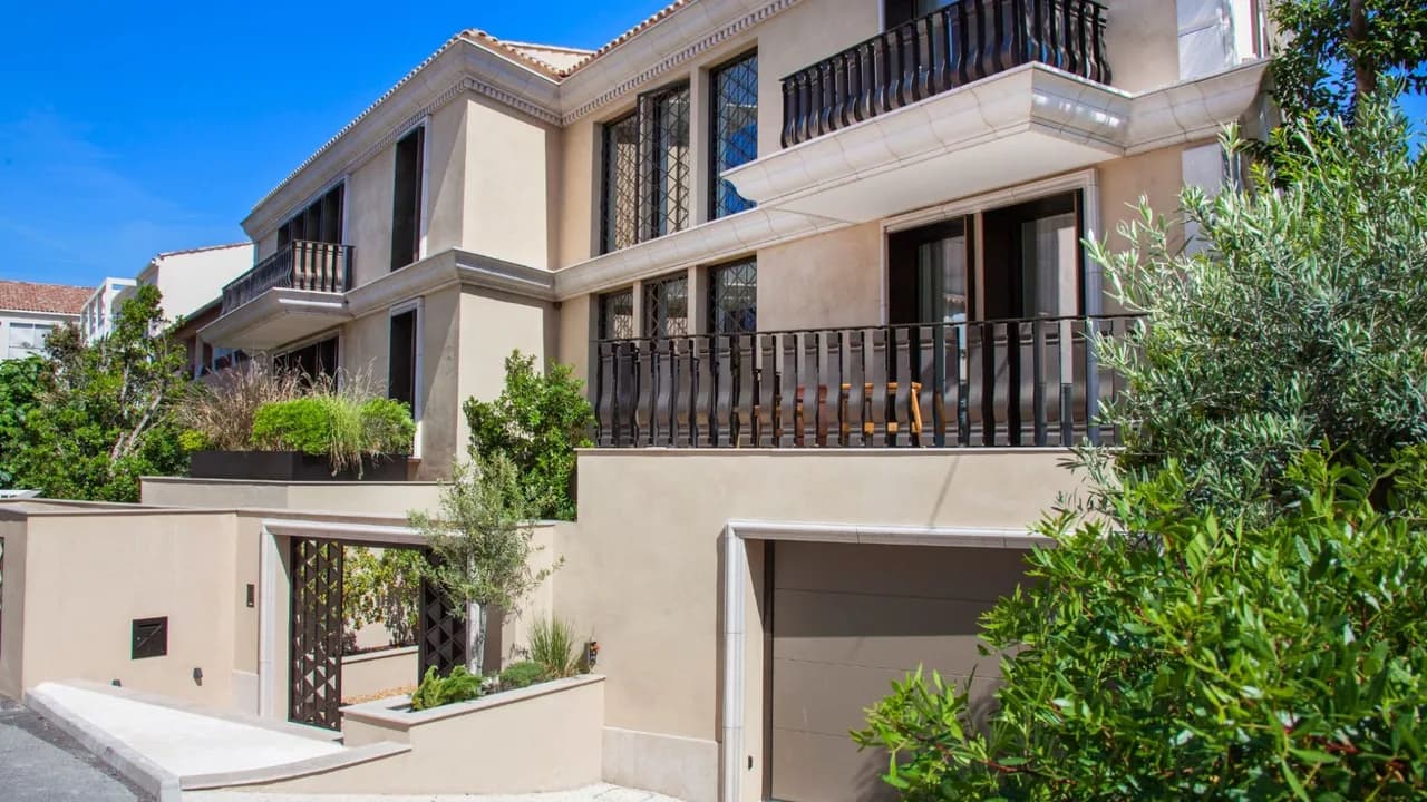 Saint-Tropez Luxury Living Experience photo 5