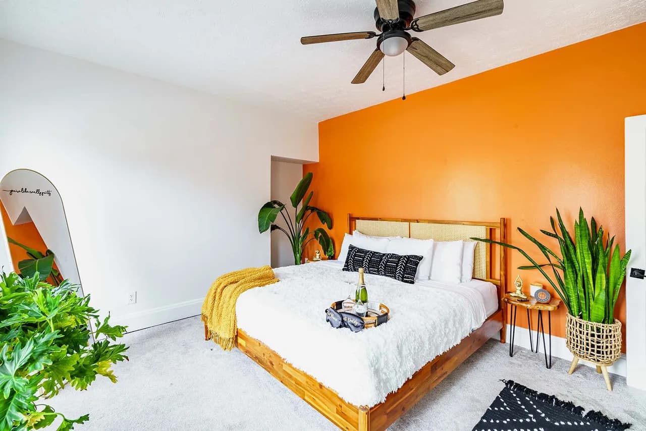 🌿Casa Nova by Jungle House | Near OSU, Convention Center & Nationwide Arena | 5,800+ Reviews | Downtown & Short North | Free Parking photo 3