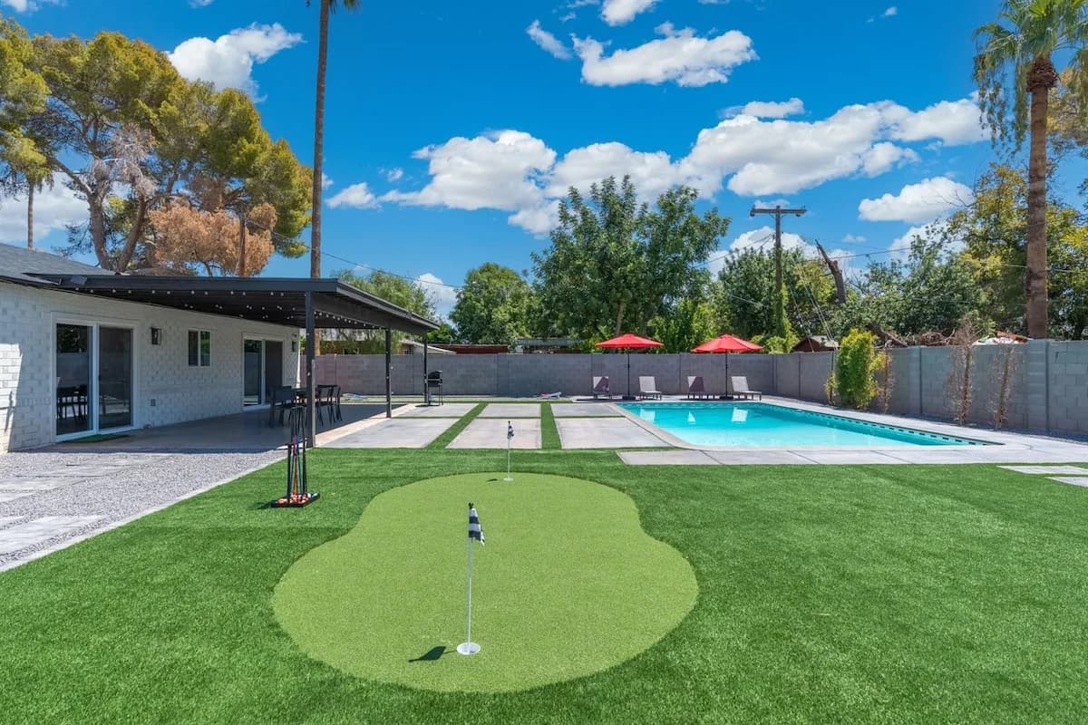 Downtown Phoenix Pool Pickleball Mini Putt Home AZ, Foto 4