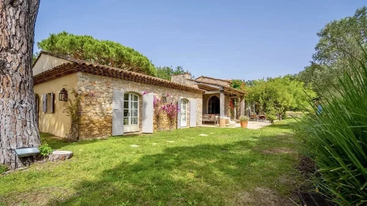 Maison côtière de luxe avec jardin au bord de la piscine, photo 4