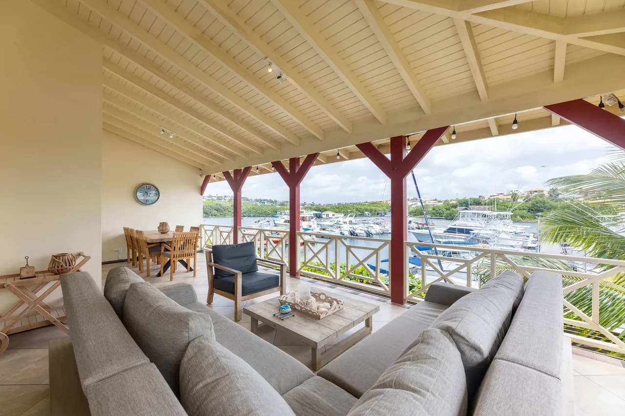 Penthouse Overlooking Spanish Water in Willemstad photo 4