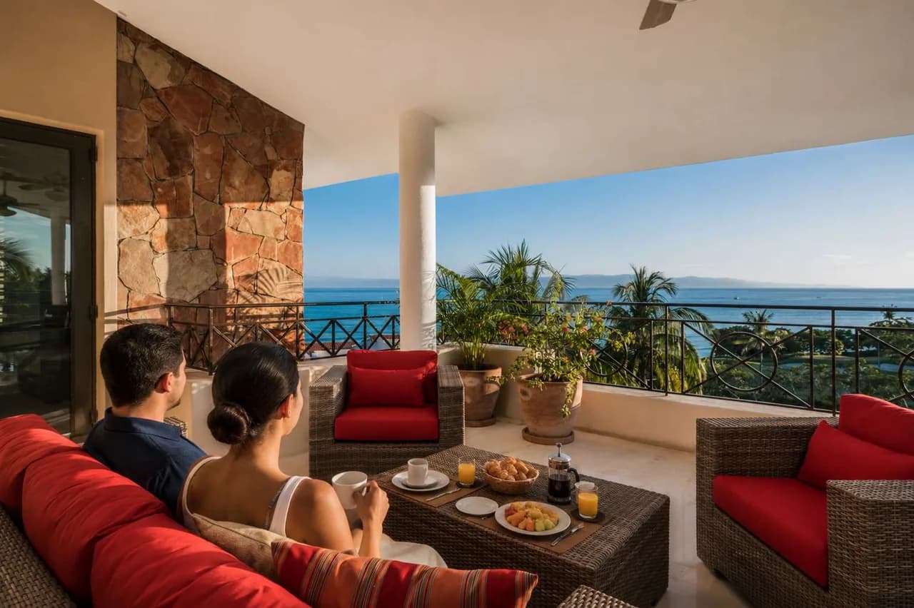 Beachfront Four-Bedroom Penthouse in Hacienda de Mita, photo 3