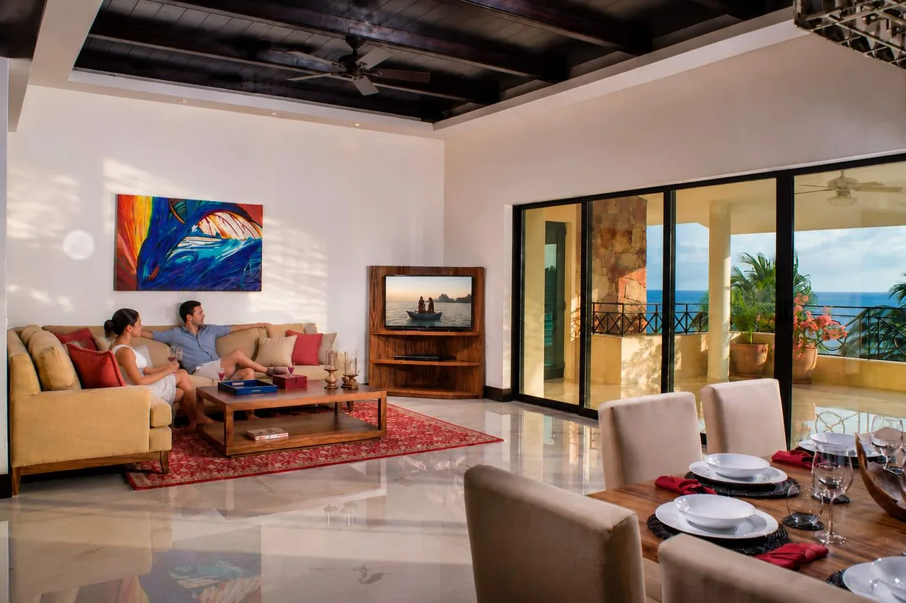 Beachfront Four-Bedroom Penthouse in Hacienda de Mita, photo 4
