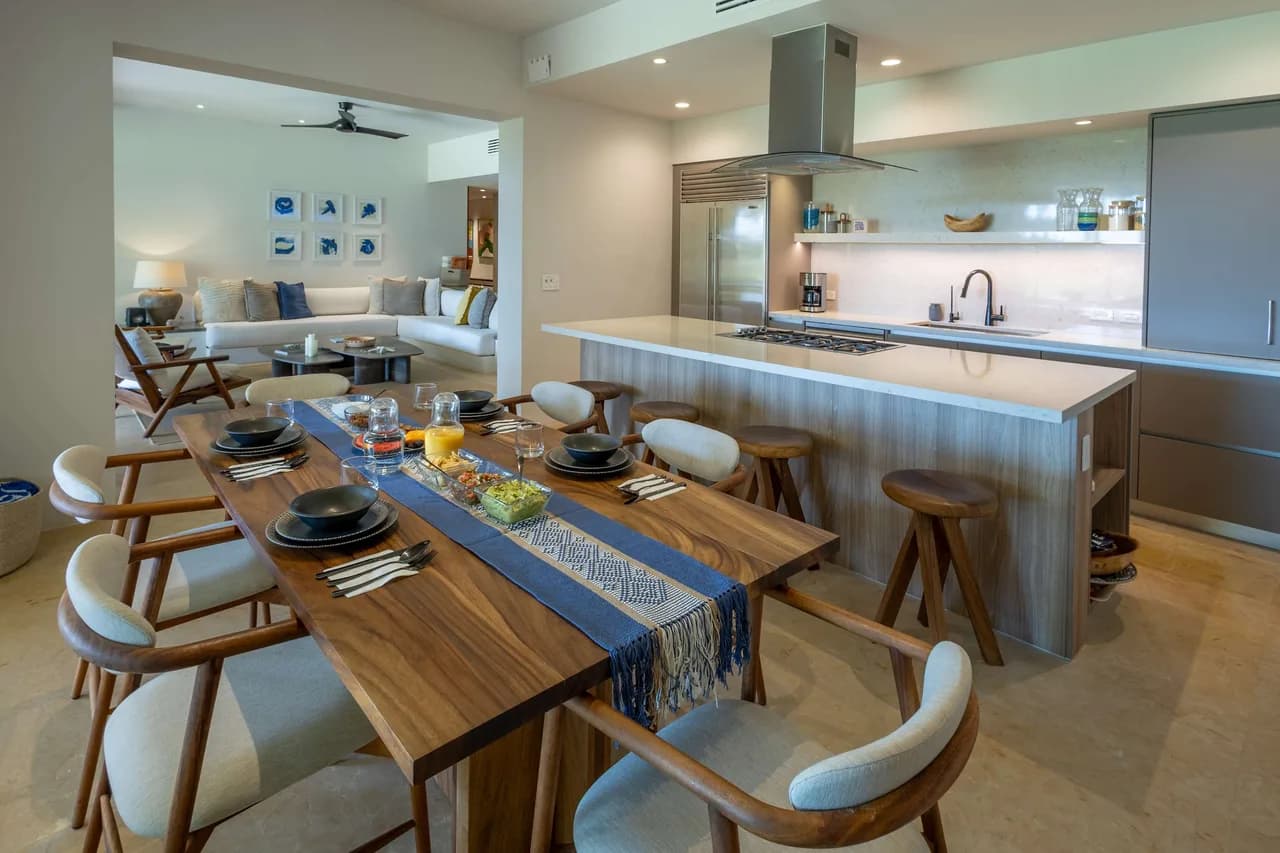 Beachfront Four-Bedroom Condo in Punta Mita, photo 4