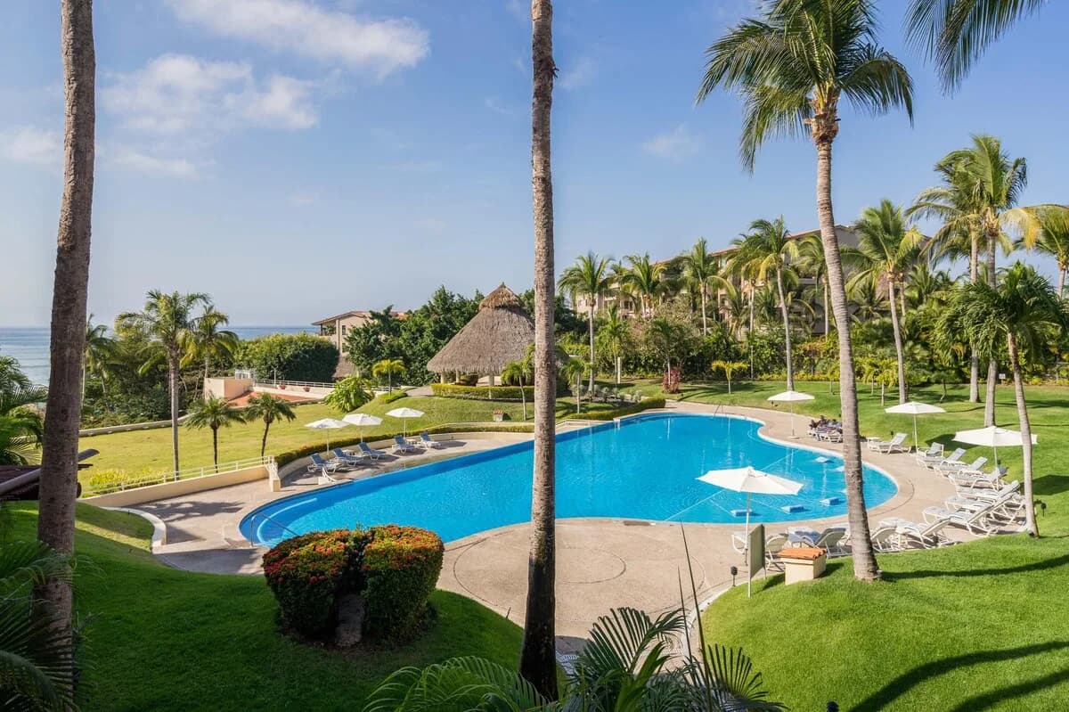 Beachfront Access Condo in Punta Mita, photo 2