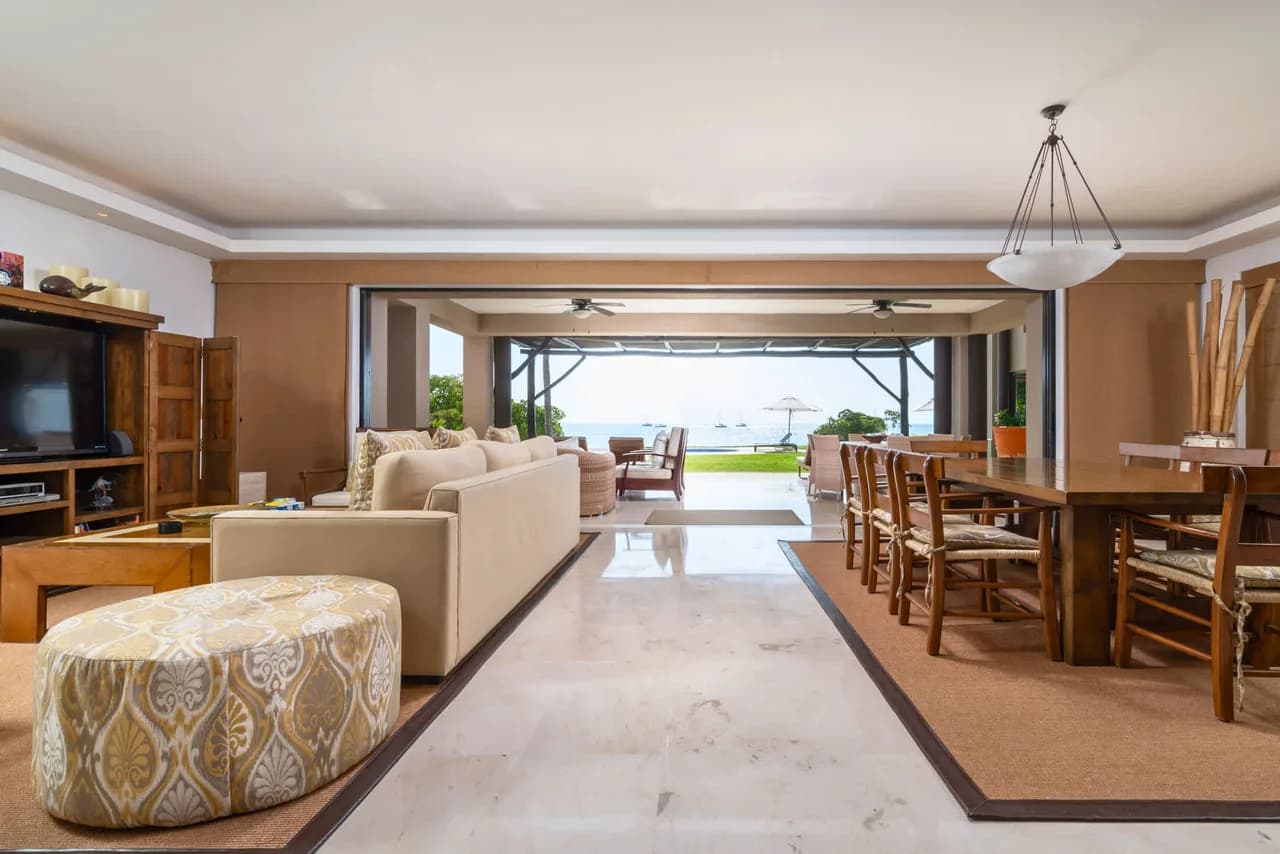 Ocean View Beachfront Villa in Hacienda de Mita, photo 4