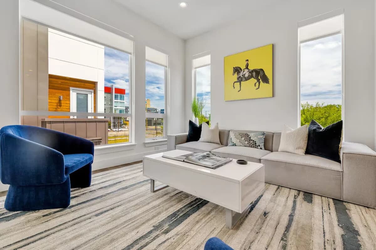Rooftop Family-Friendly Villa in Dallas photo 2
