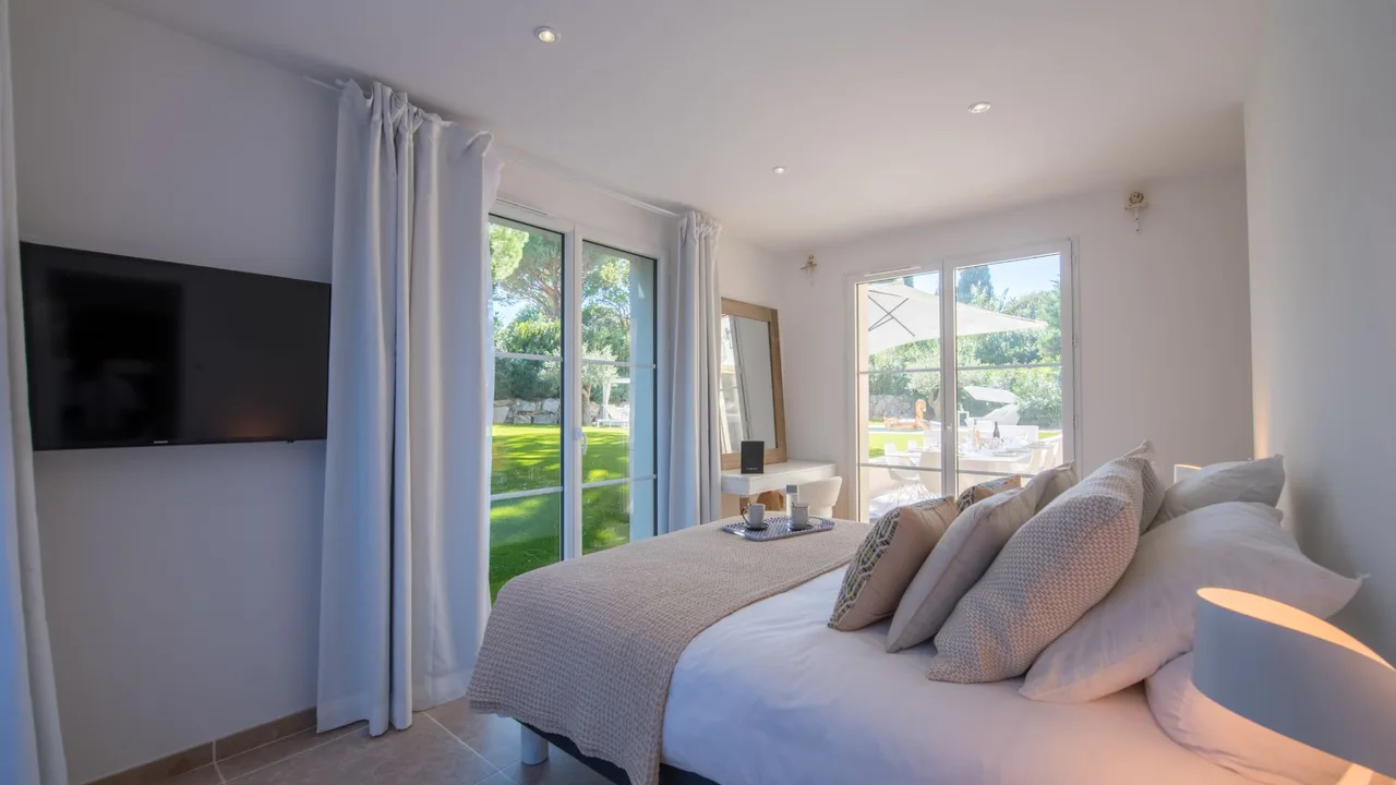 Zentral gelegenes Luxus-Retreat in Saint-Tropez, Foto 3