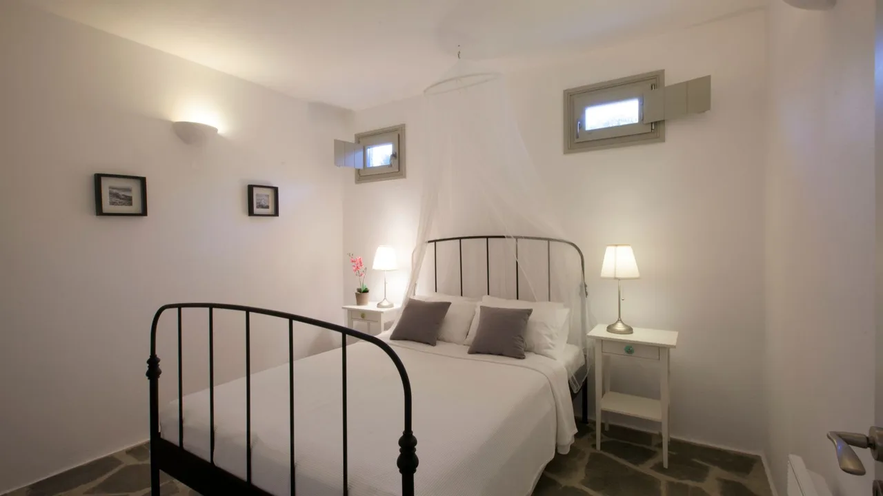 Cycladic Retreat With Coastal Views photo 3