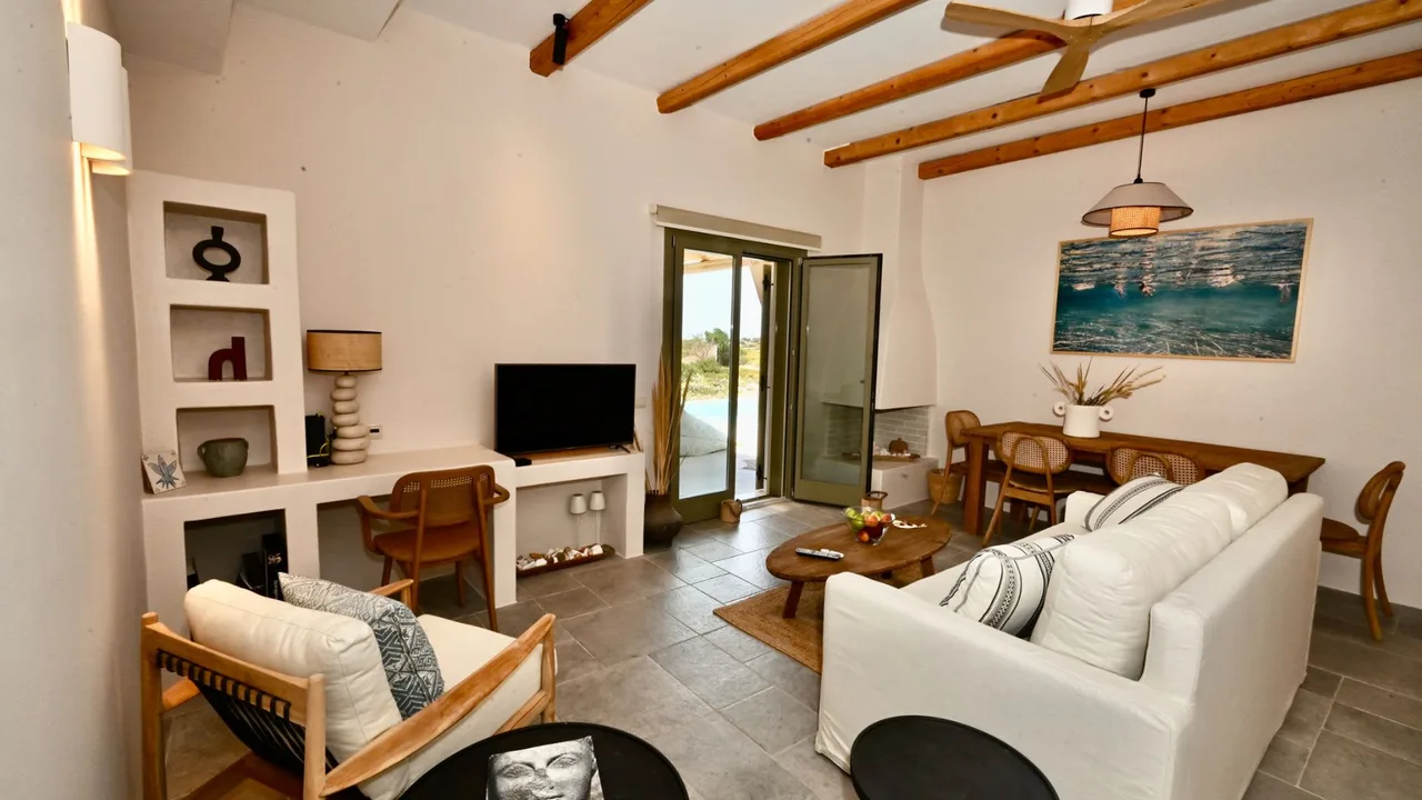 Cycladic Design Meets Natural Elegance photo 5