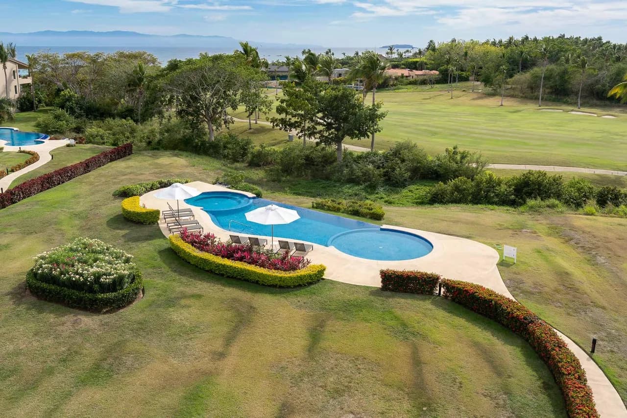 Ocean-View Three Bedroom Penthouse in Punta Mita, photo 2
