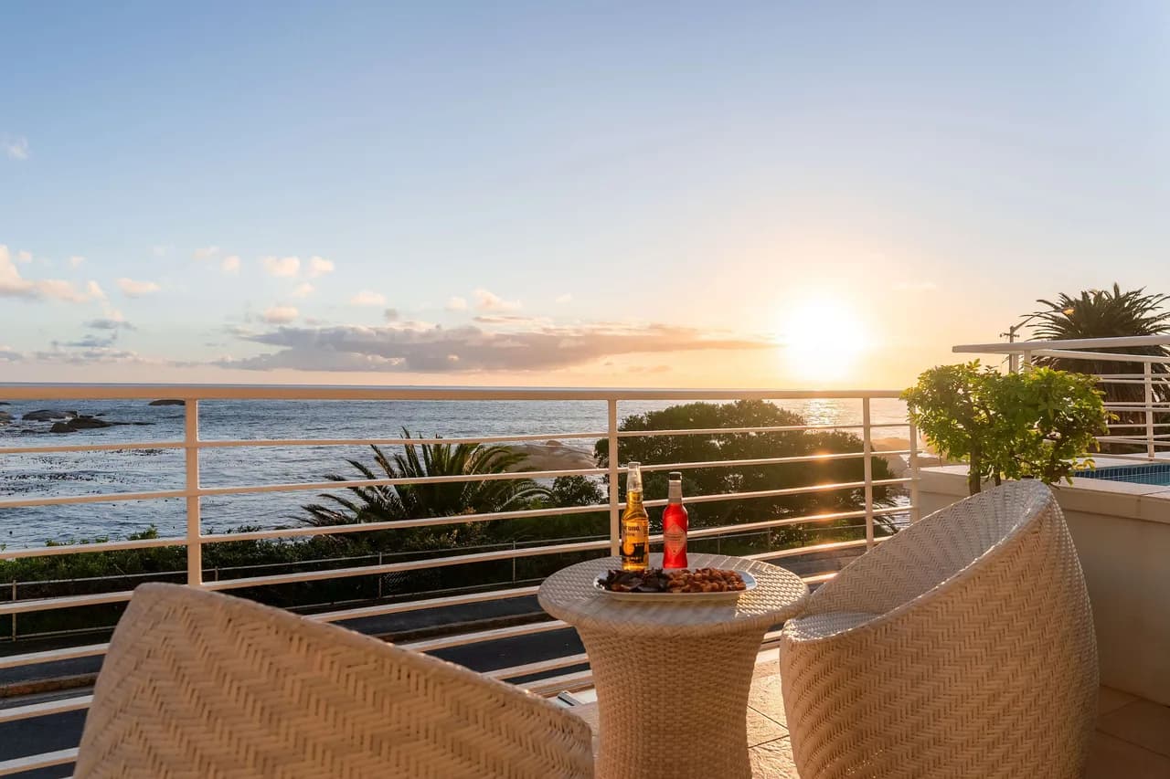 Sunset Azure Studio - Pool, Views, 2 min to beach photo 4