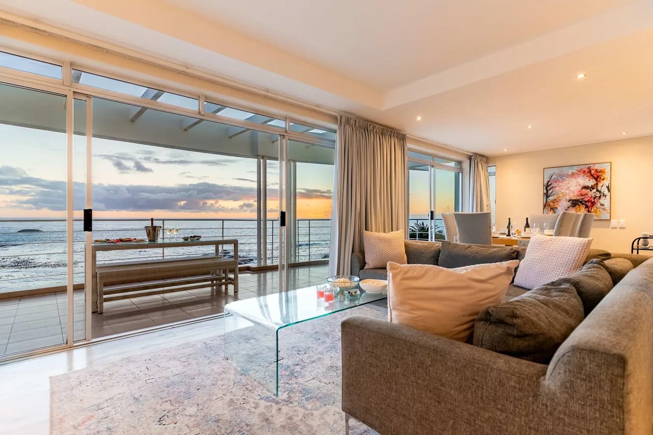 Beachfront Penthouse with Ocean Views in Cape Town, Foto 4