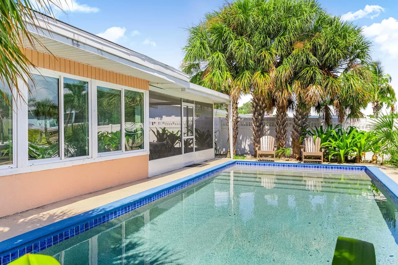 Remodeled Home with Heated Pool photo 2