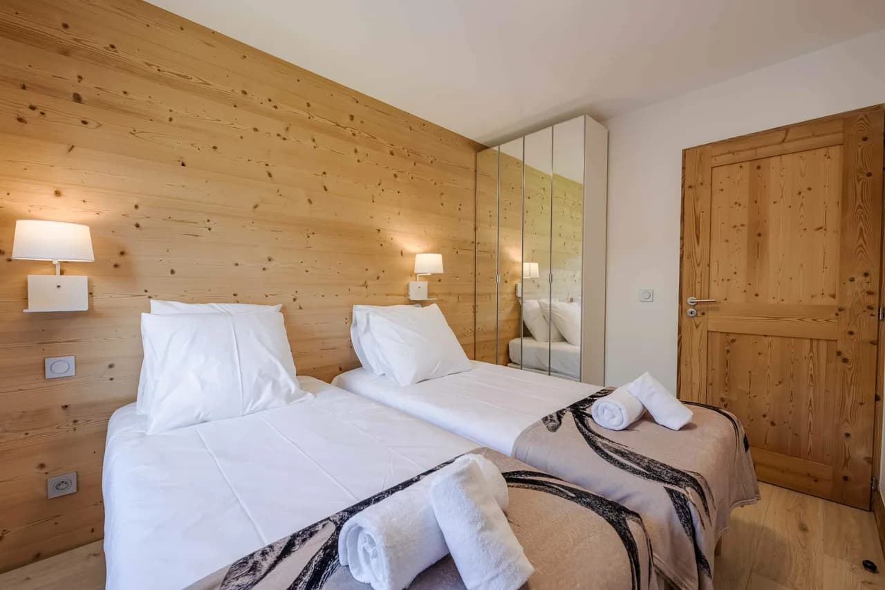 Morzine Apartment With Mountain Views Location photo 2