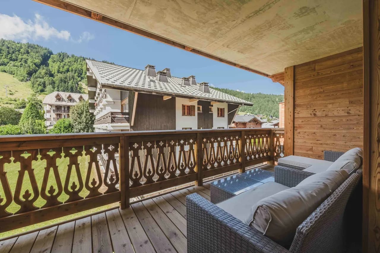 Morzine Apartment With Mountain Views Location photo 3