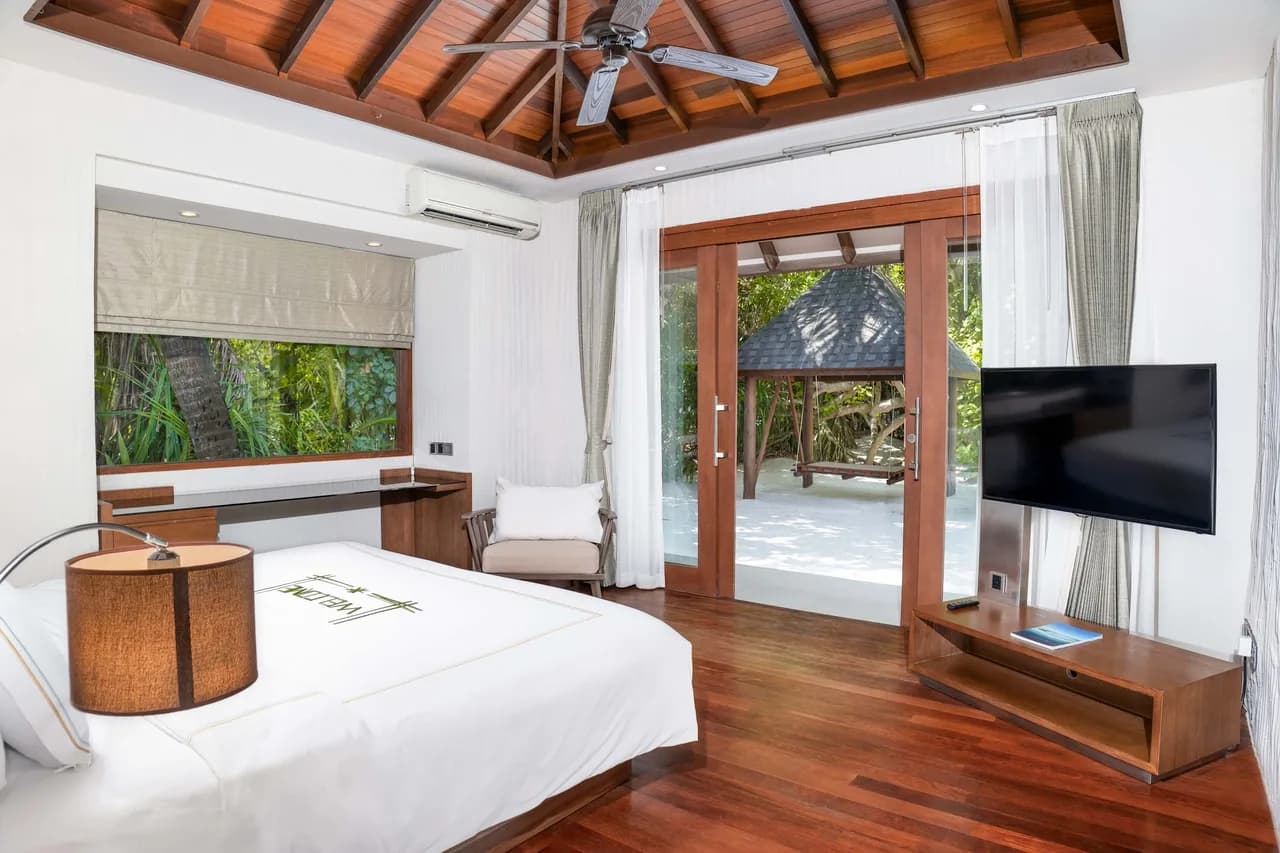 Beachfront Escape With Private Sunset Views photo 3