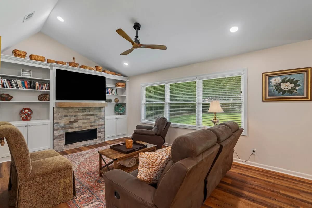 Magnolia Retreat | 4BR, 3BA Midtown Home photo 3