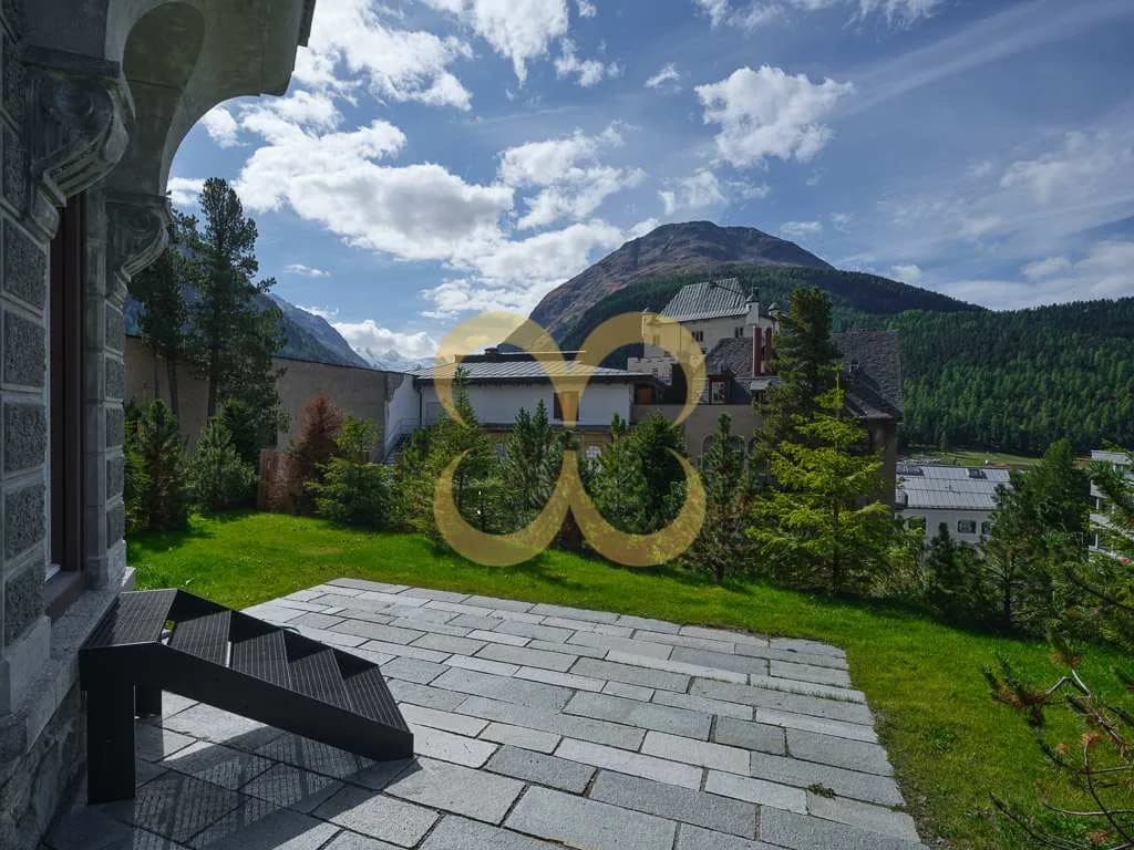 Retiro Moderno en el Jardín en Pontresina, foto 2