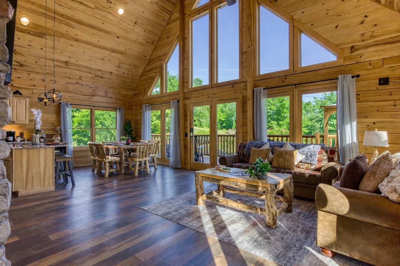 Ridge Hollow Retreat – Hot Tub, Fire Pit, Dogs photo 2