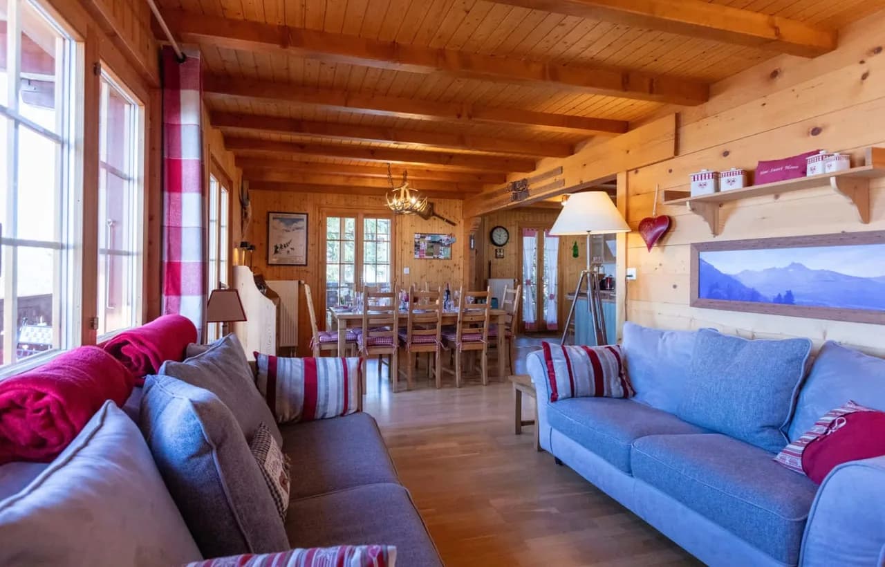 Modern Chalet Surrounded By Swiss Peaks photo 2