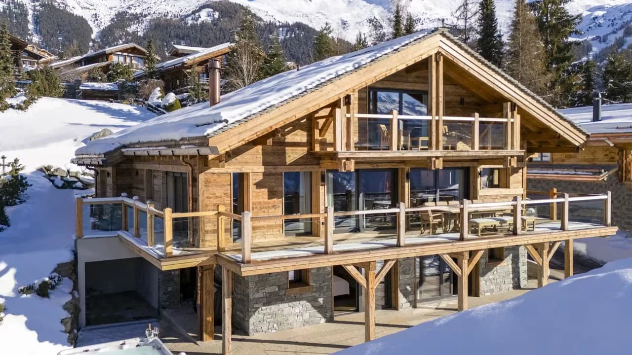Chalet de Ski Avec Bain à Remous et Vues sur la Vallée