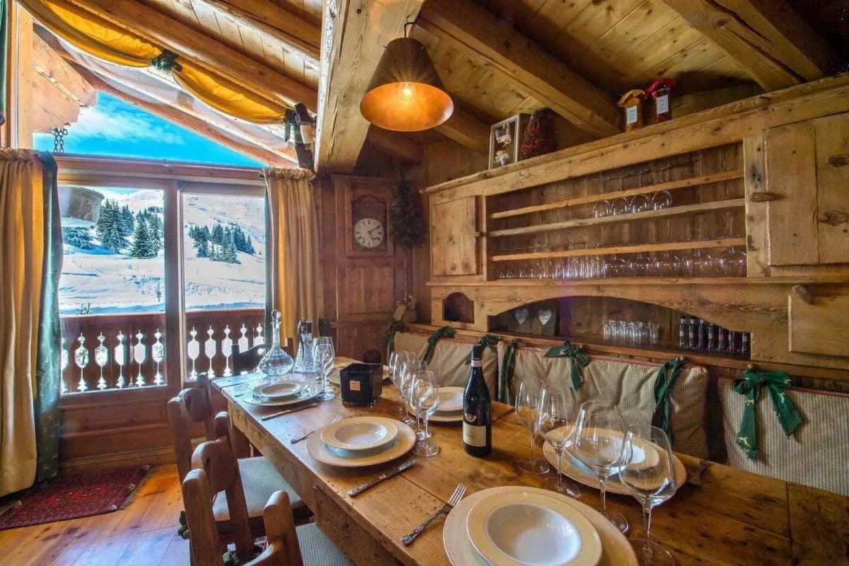Courchevel Slopeside Chalet photo 3