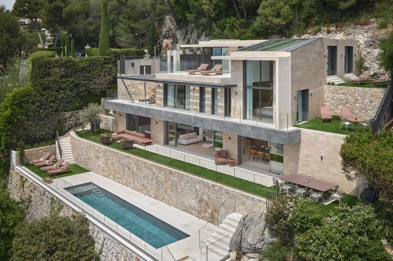 Elegante Villa con Instalaciones de Spa Privadas