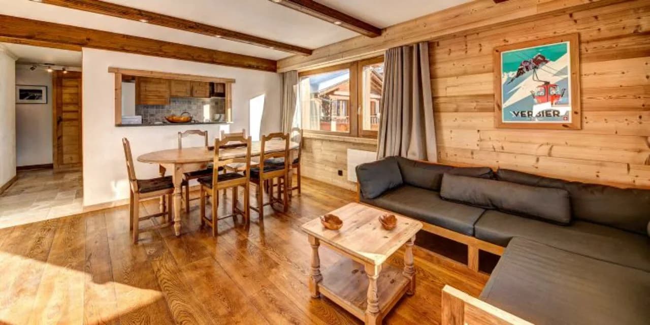 Appartement Lumineux d'Angle avec Vues sur les Montagnes, photo 3