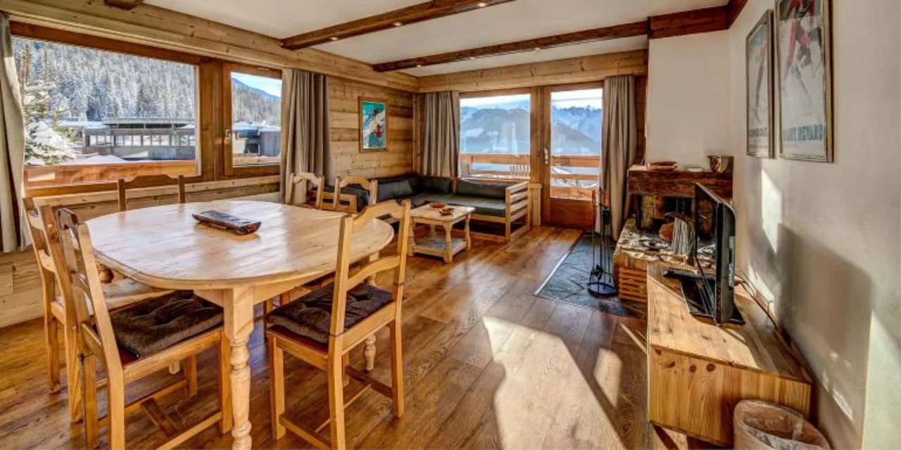 Appartement Lumineux d'Angle avec Vues sur les Montagnes, photo 4
