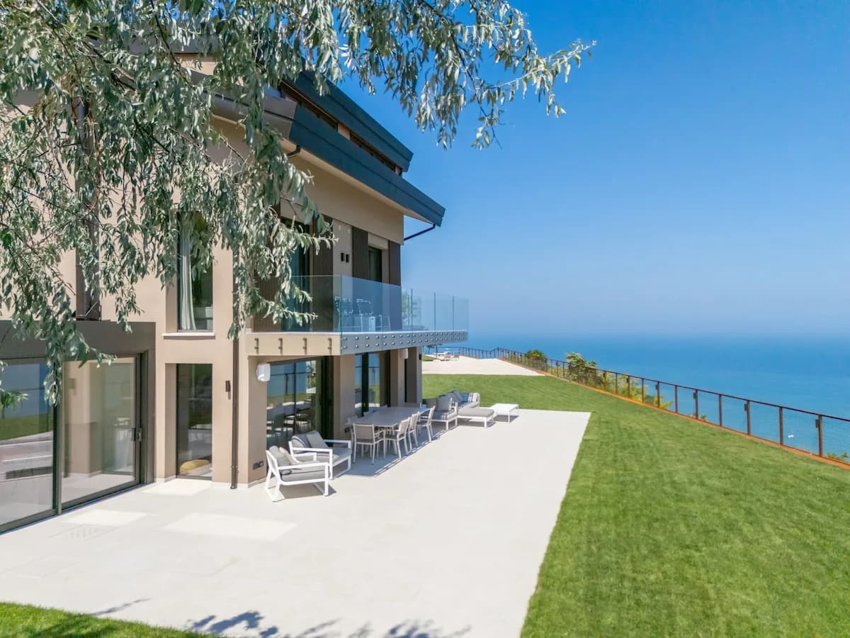 Panoramic Sea-View Villa in Le Marche, Foto 5