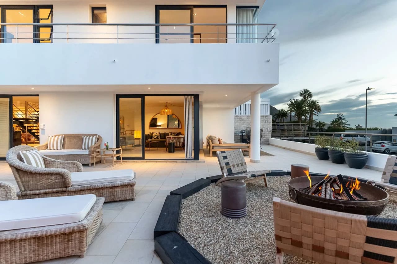 Seaside View Five Bedroom Villa in Camps Bay, Foto 5