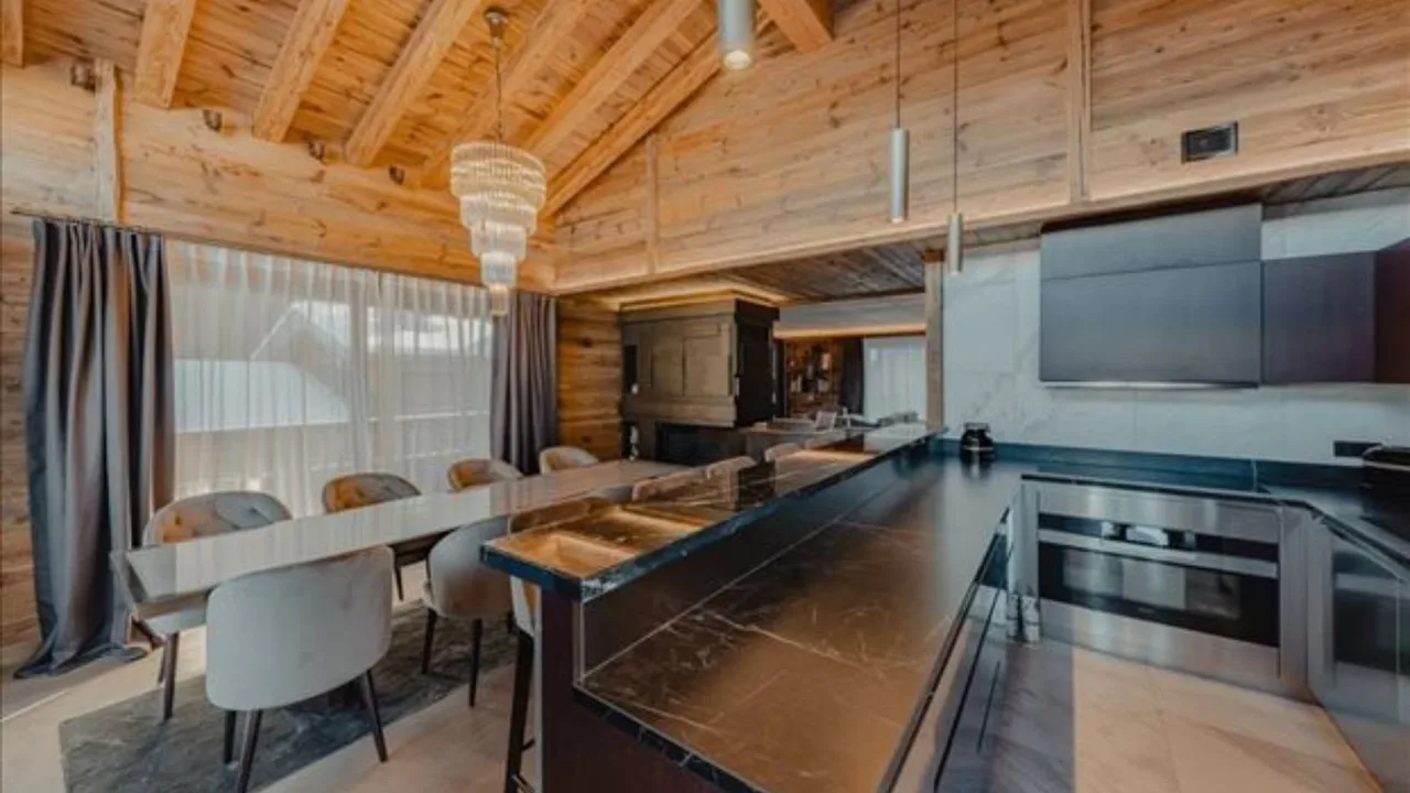 Chalet de 5 habitaciones en Courchevel con acceso a spa, foto 4