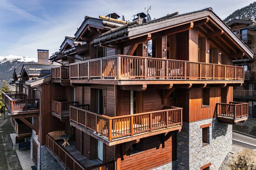 Relaxing Mountain Escape With Jacuzzi