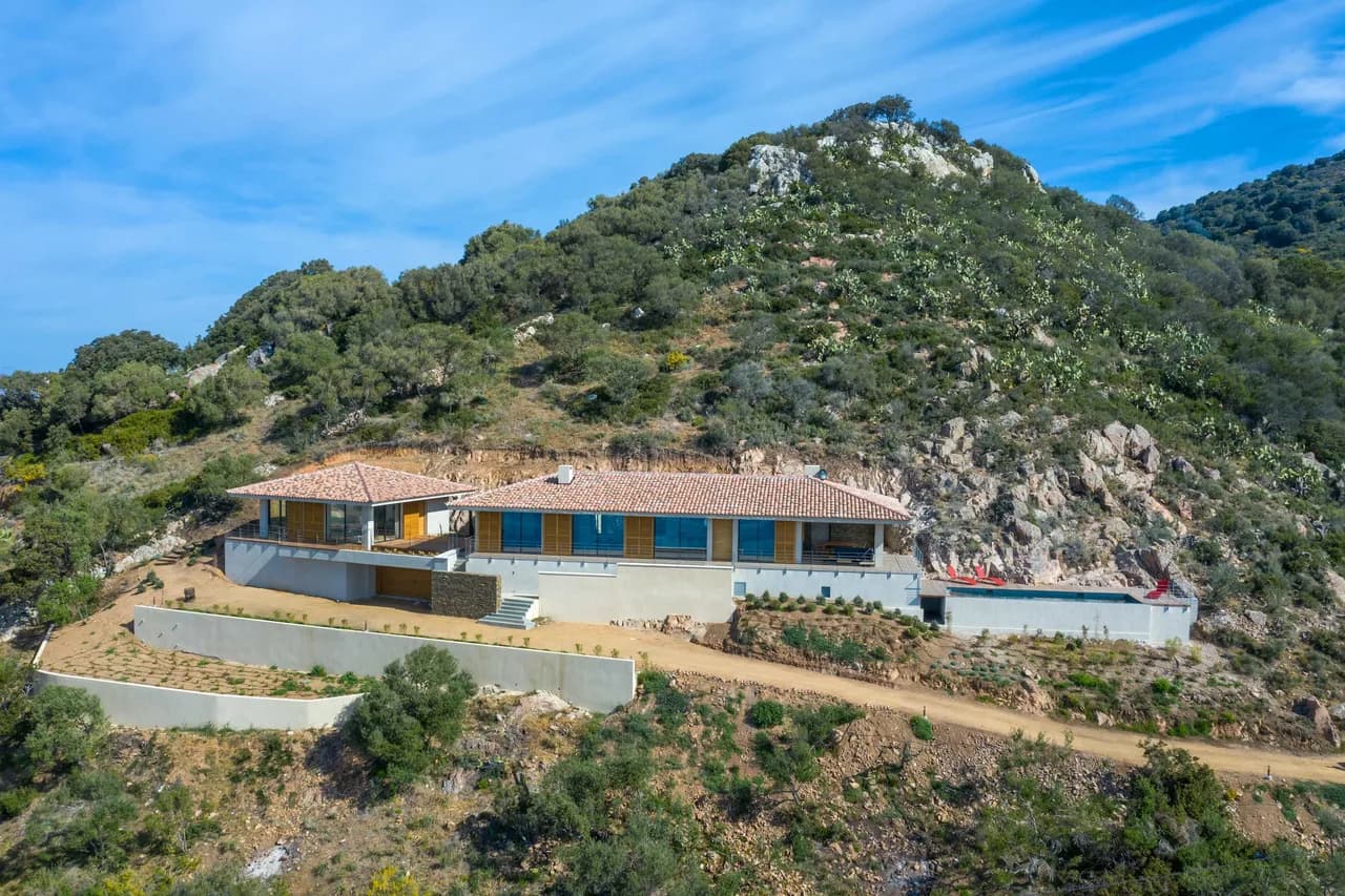 Accessible Luxury Villa Near Beach in Corsica photo 4