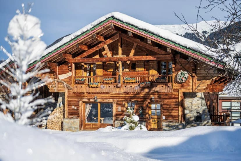 Charming Ski Hideaway With Private Spa