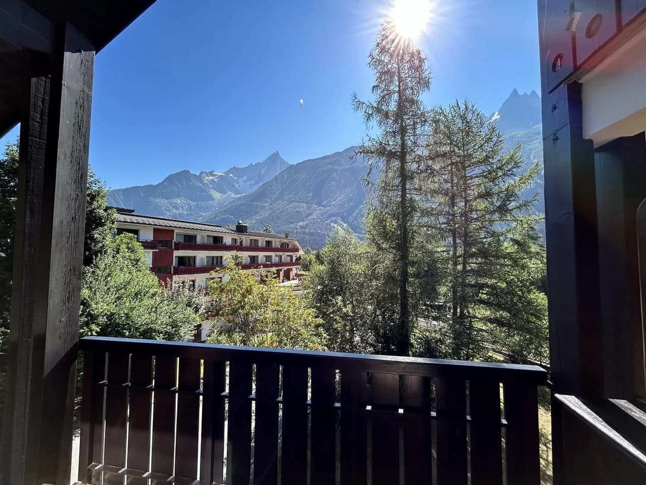 Charmant appartement sous les toits avec vue sur les montagnes