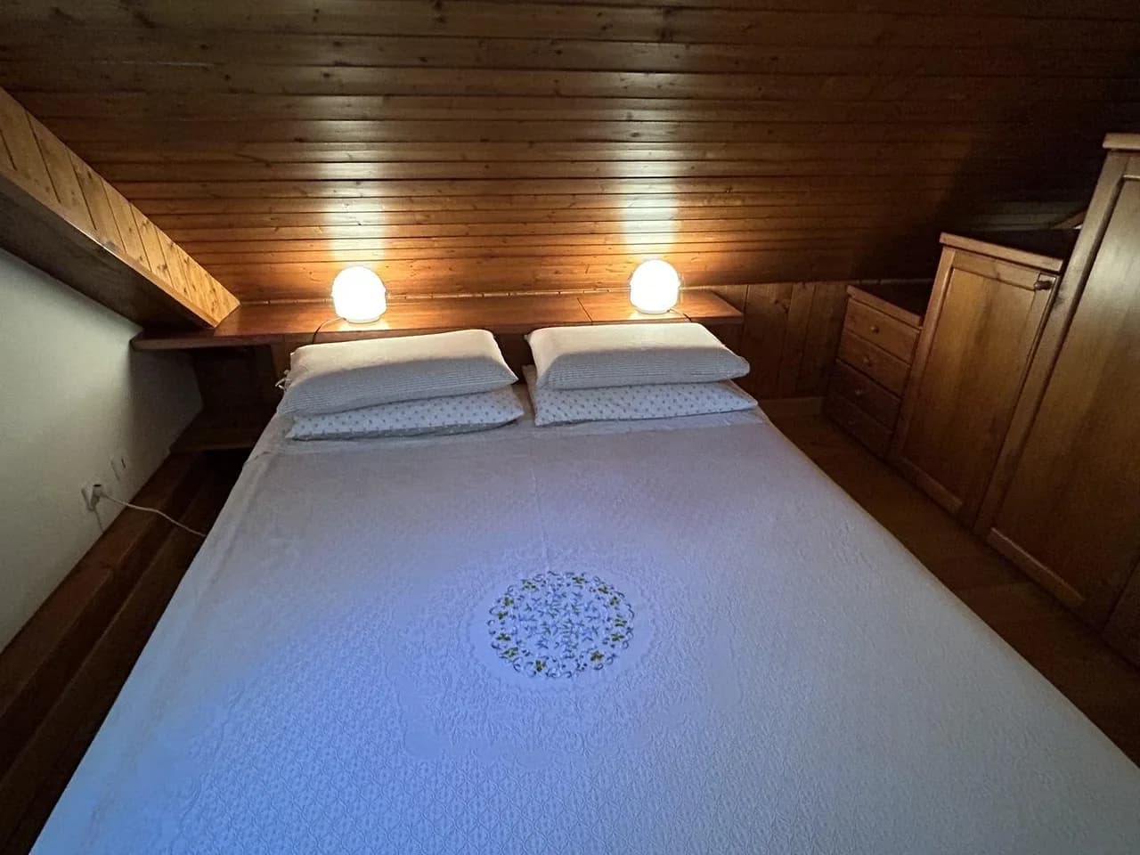 Charmant appartement sous les toits avec vue sur les montagnes, photo 3