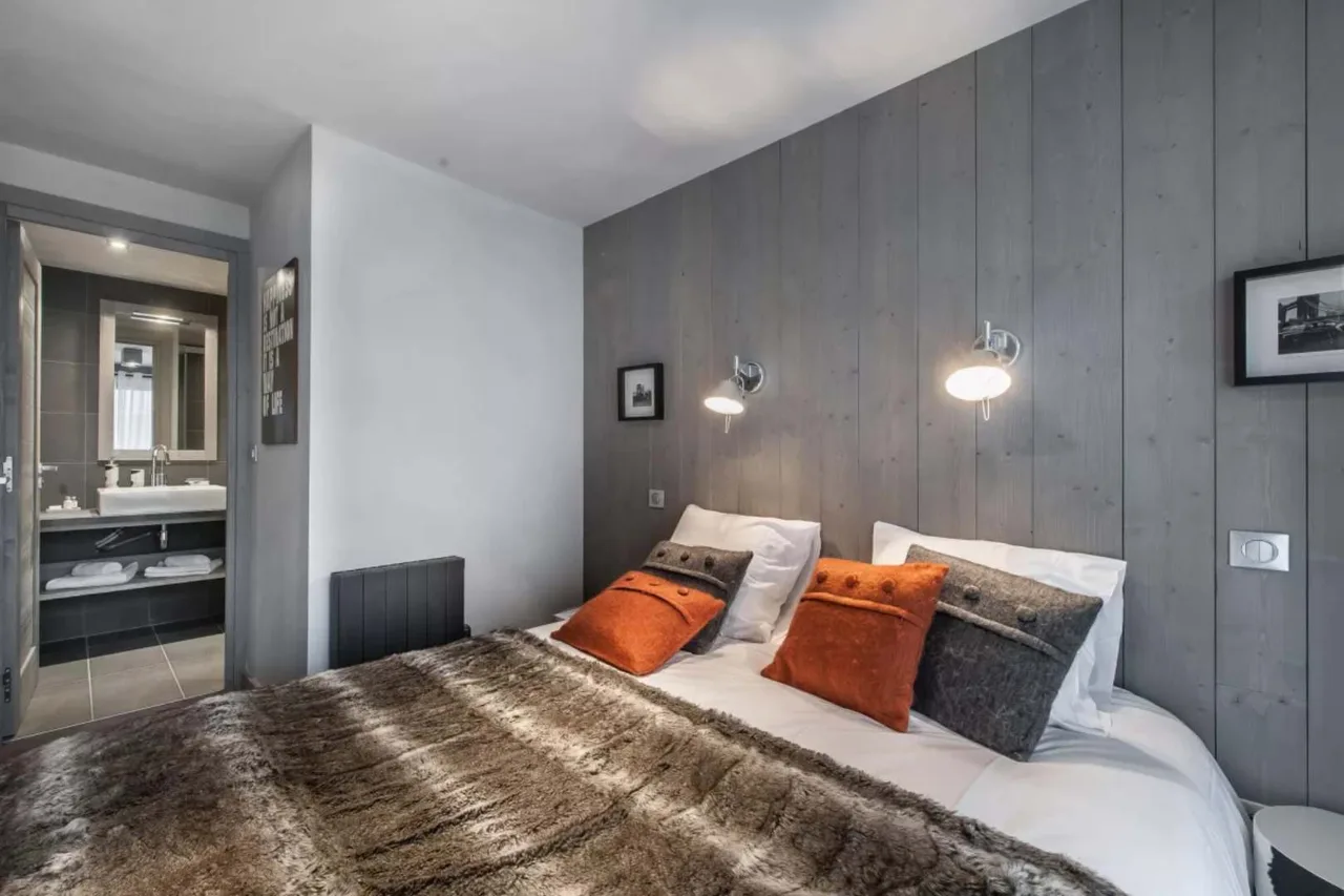 Ubicación privilegiada en Courchevel con comodidad en suite, foto 3